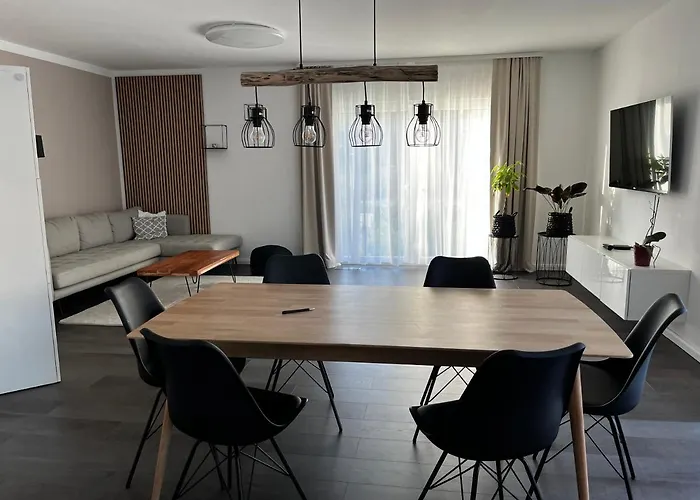 Hochwertiges Haus Mit Garten Mit Guter Anbindung