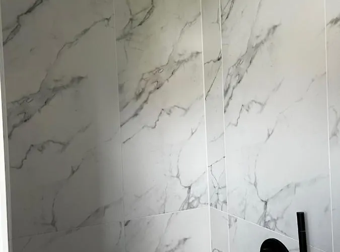 Hochwertiges Haus Mit Garten Mit Guter Anbindung Villa *