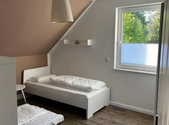 Hochwertiges Haus Mit Garten Mit Guter Anbindung *