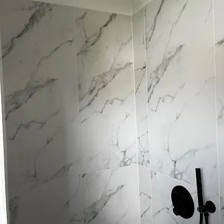 Hochwertiges Haus Mit Garten Mit Guter Anbindung Villa *