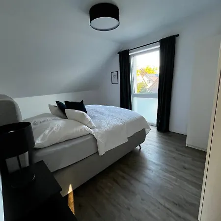 Villa Hochwertiges Haus Mit Garten Mit Guter Anbindung Berlin